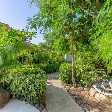 Green Villas Tamarindo Exterior photo